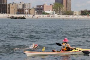 bathers-in-background